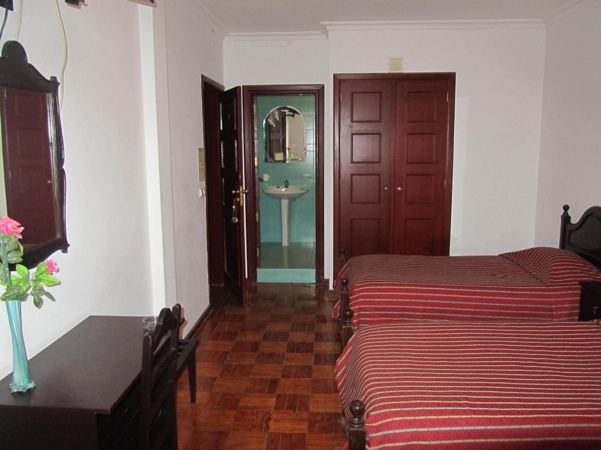 Hotel Residencia Filipe Guarda Pokój zdjęcie