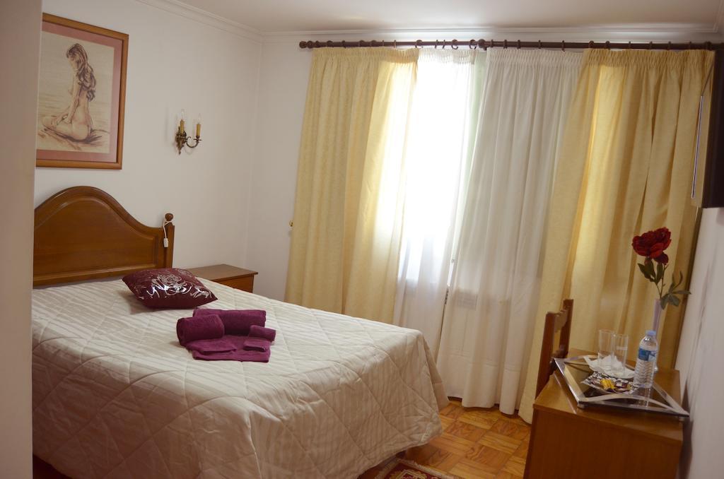 Hotel Residencia Filipe Guarda Pokój zdjęcie